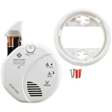 First Alert Wireless Interconnected Smoke & Carbon Monoxide Alarm with Voice & Location